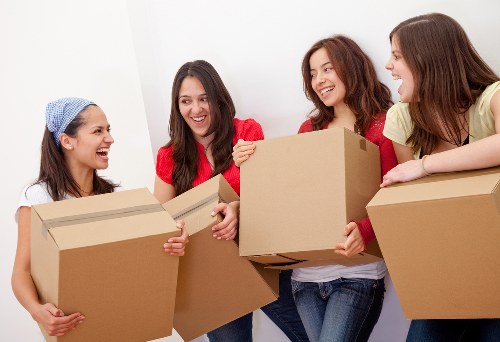 Removal van and movers serving Upton Park residential streets